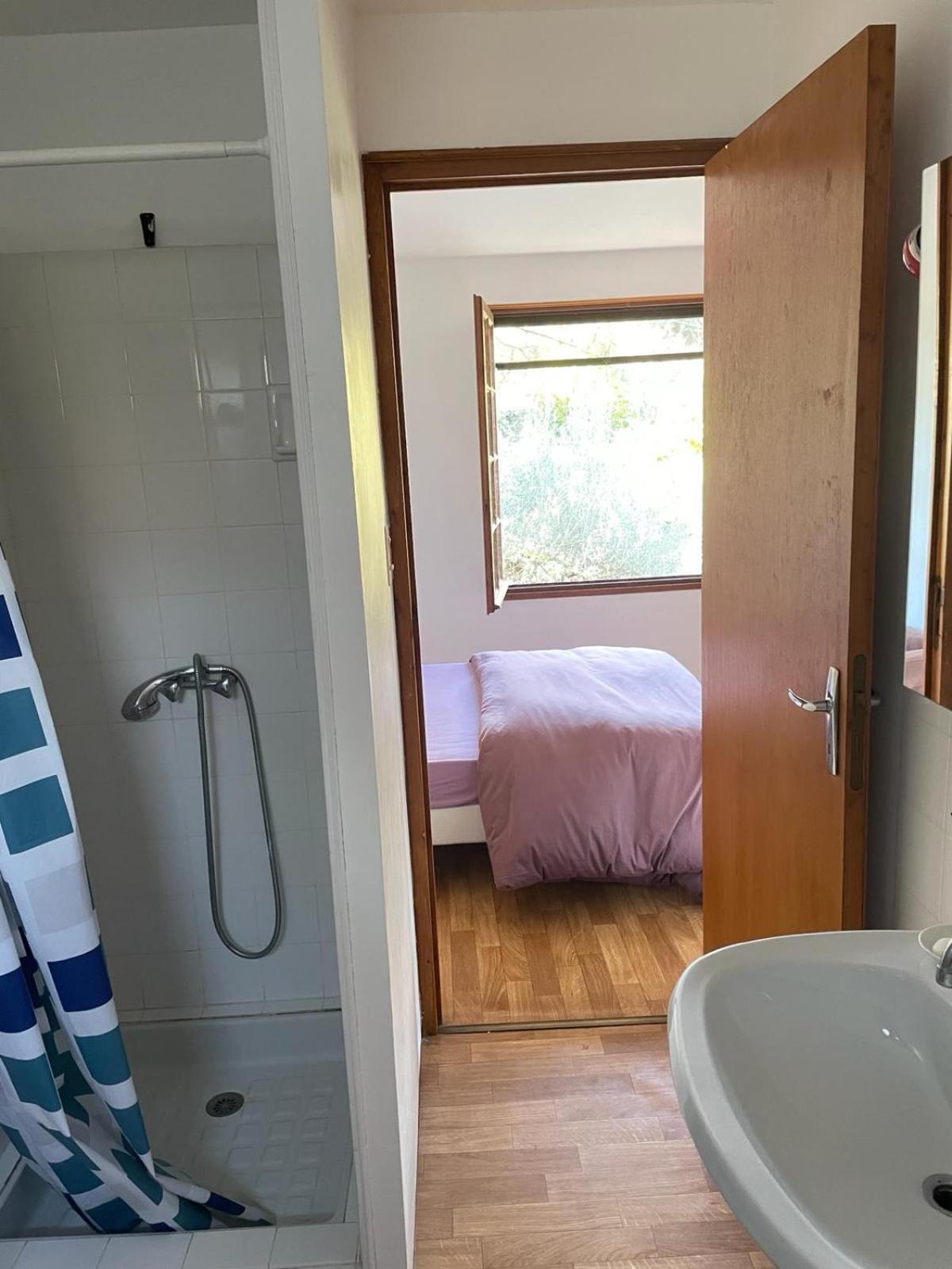 Appartement Au Fond Du Jardin Saint Jean du Pin Kültér fotó
